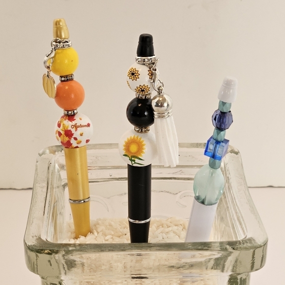Hand Crafted Holiday Pens Beaded Set of 3 Fall Floral Sunflower Halloween Black - Picture 8 of 17